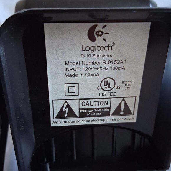 Pair of Logitech Black R-10 Speakers - Tested Good Working Order - Picture 7 of 10